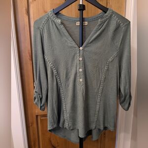 Democracy Ladies 3/4 Sleeve Green Top